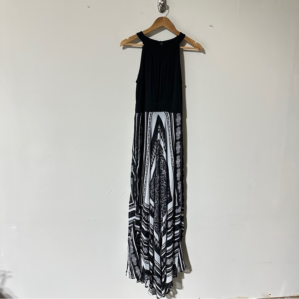 Sandra Darren Black & White Printed Halter Maxi Dress – Size 6